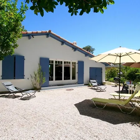 Lovely House With Idyllic Garden In Very Cap Ferret Location *